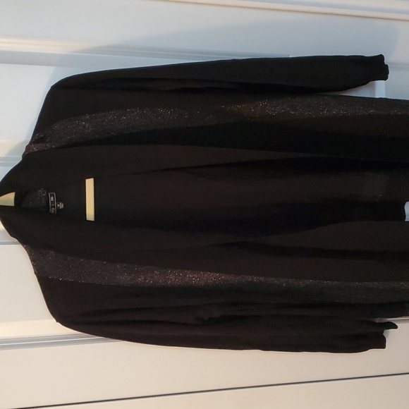 Sweater - Picture 1 of 5